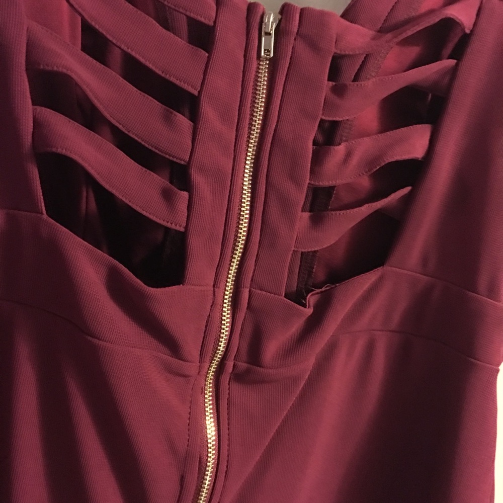Dress - Picture 4 of 4